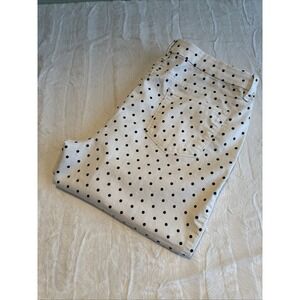 Chicos 2.5 White W/ Polka Dots Perfect Stretch Girlfriend Slim Leg Capri Sz 14
